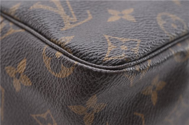 Auth Louis Vuitton Monogram Trousse Toilette 28 Clutch Hand Bag M47522 LV 6240D
