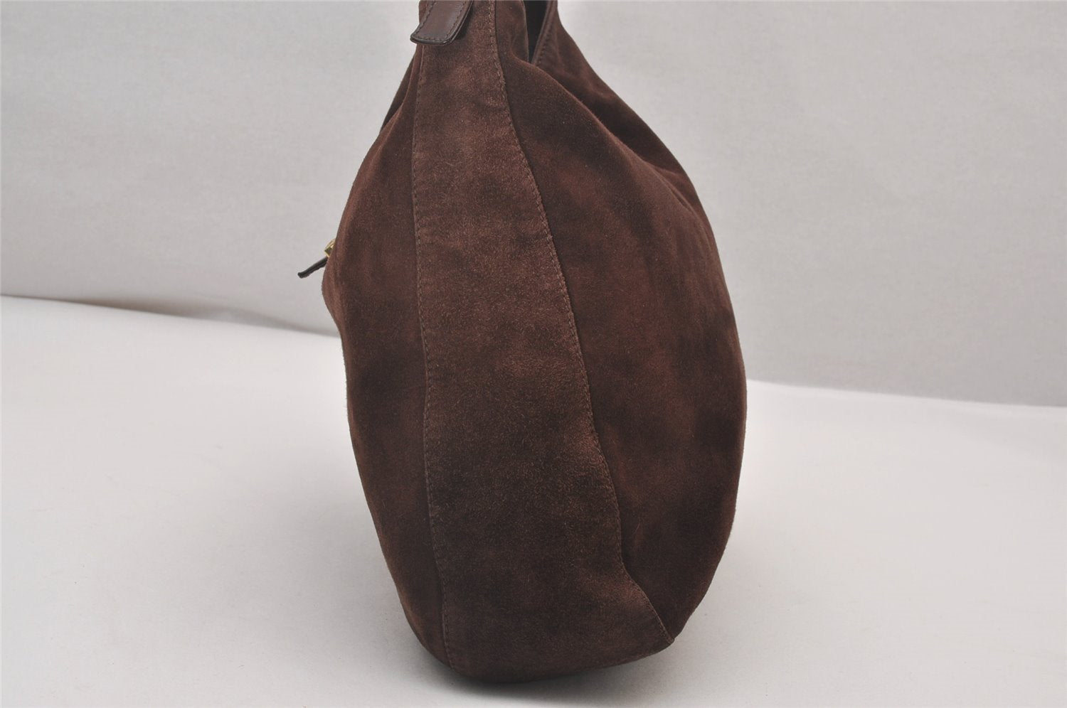 Authentic FENDI Vintage Shoulder Cross Body Bag Suede Leather Brown 6245I