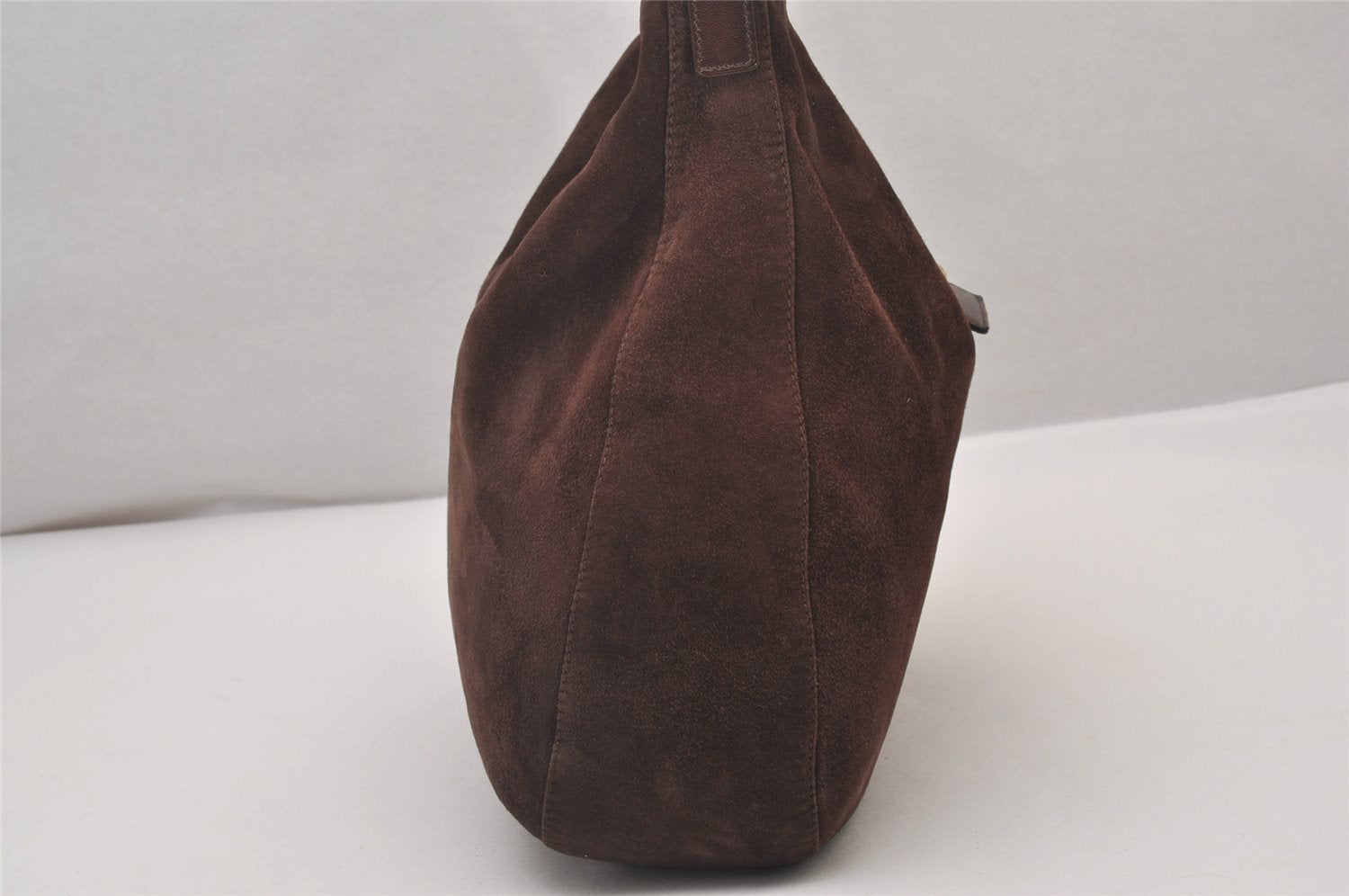 Authentic FENDI Vintage Shoulder Cross Body Bag Suede Leather Brown 6245I