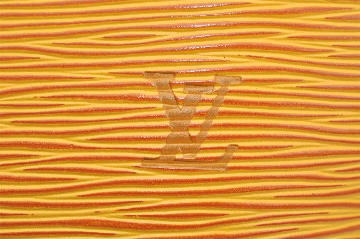 Authentic Louis Vuitton Epi Saint Jacques Hand Bag Yellow M52279 LV 6246I