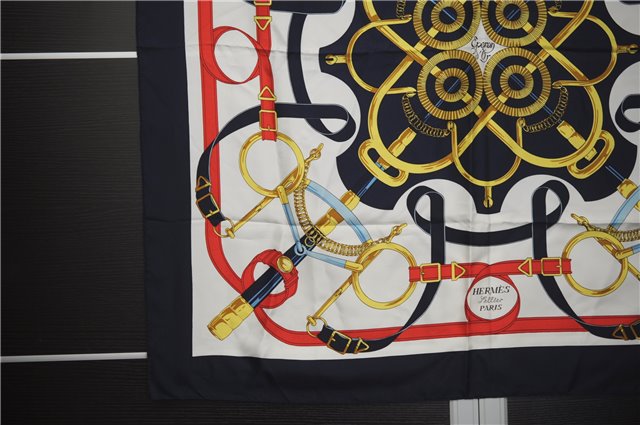 Authentic HERMES Carre 90 Scarf 