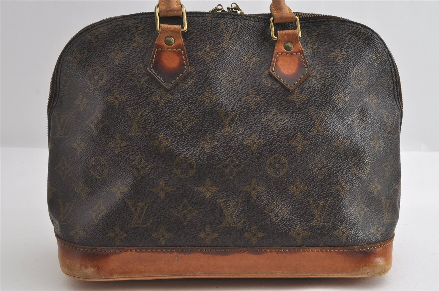 Authentic Louis Vuitton Monogram Alma Hand Bag Purse M51130 LV 6259I