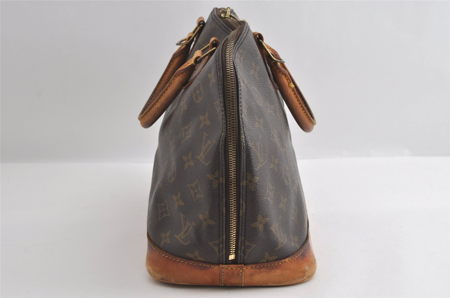 Authentic Louis Vuitton Monogram Alma Hand Bag Purse M51130 LV 6259I