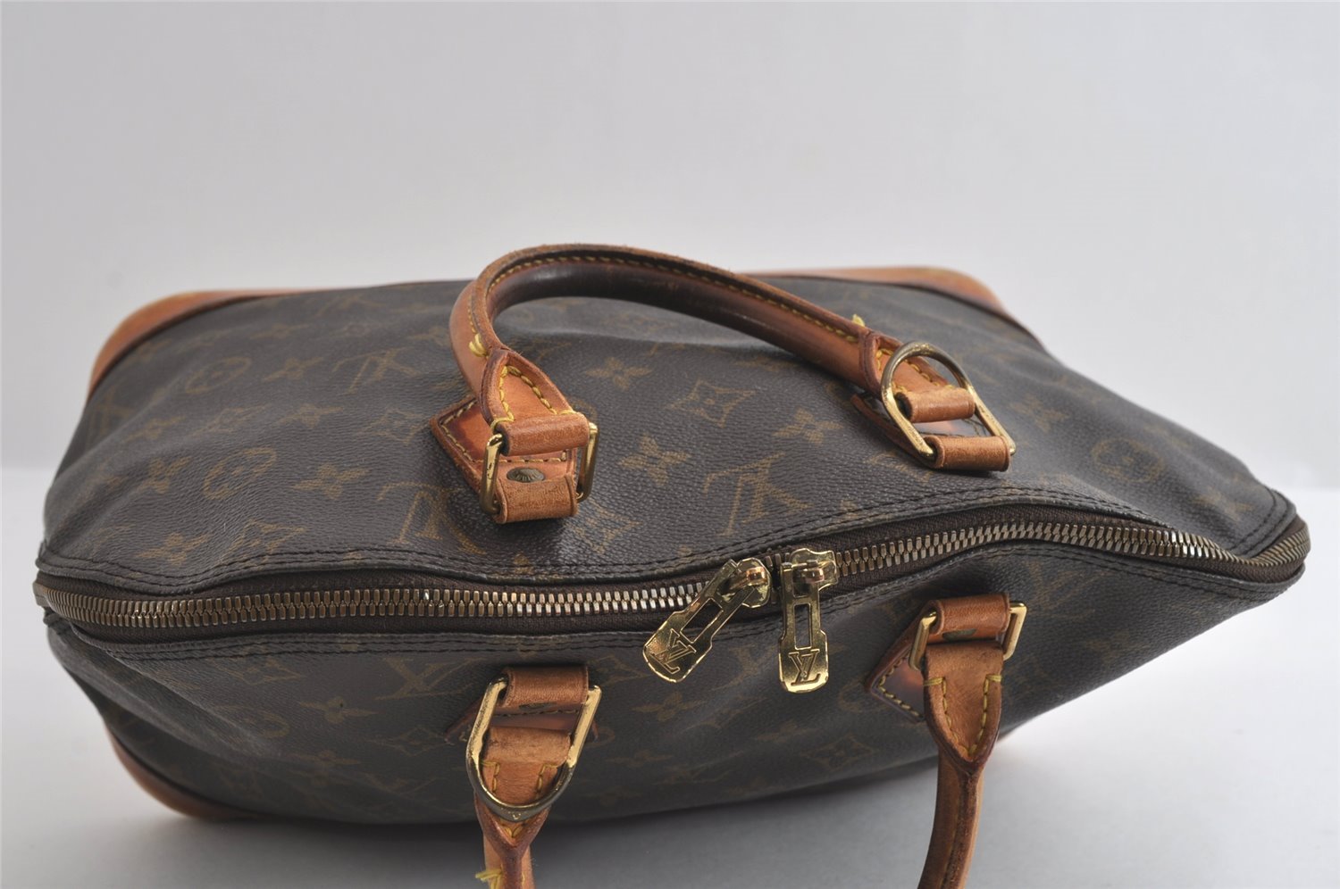 Authentic Louis Vuitton Monogram Alma Hand Bag Purse M51130 LV 6259I