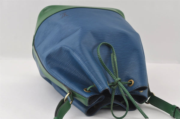 Authentic Louis Vuitton Epi Noe Bi-color Blue x Green Drawstring Bag LV 6261I