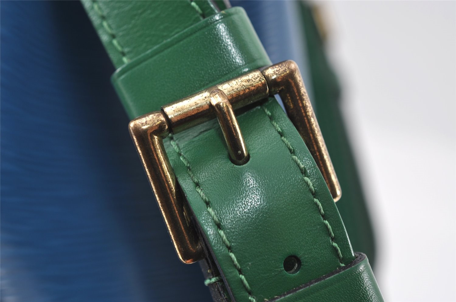 Authentic Louis Vuitton Epi Noe Bi-color Blue x Green Drawstring Bag LV 6261I