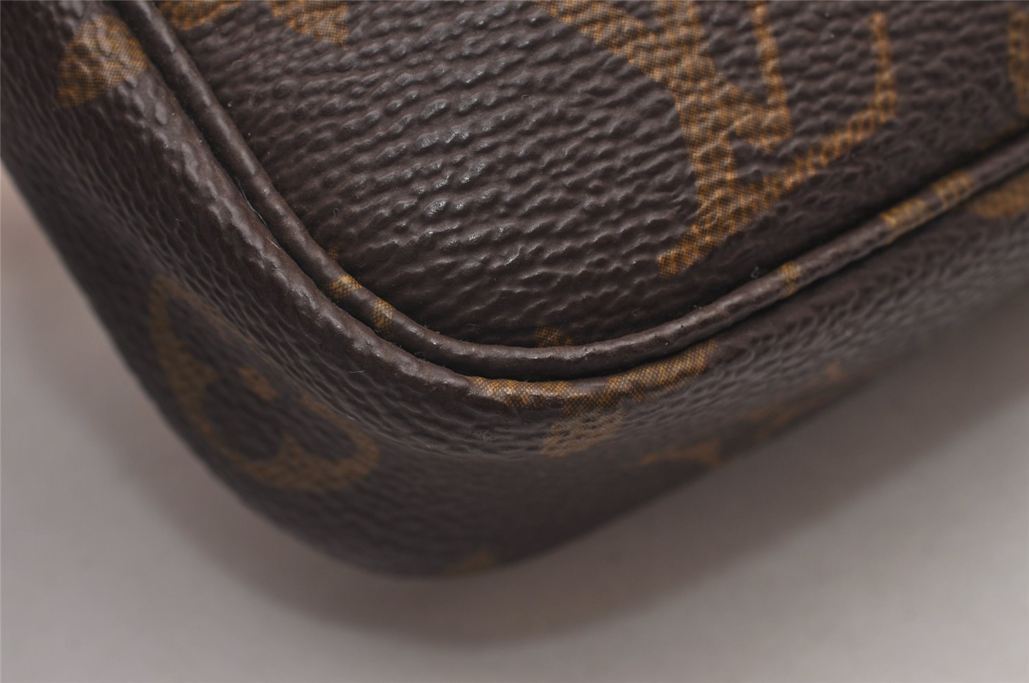 Authentic Louis Vuitton Monogram Pochette Accessoires Pouch M51980 LV 6266I