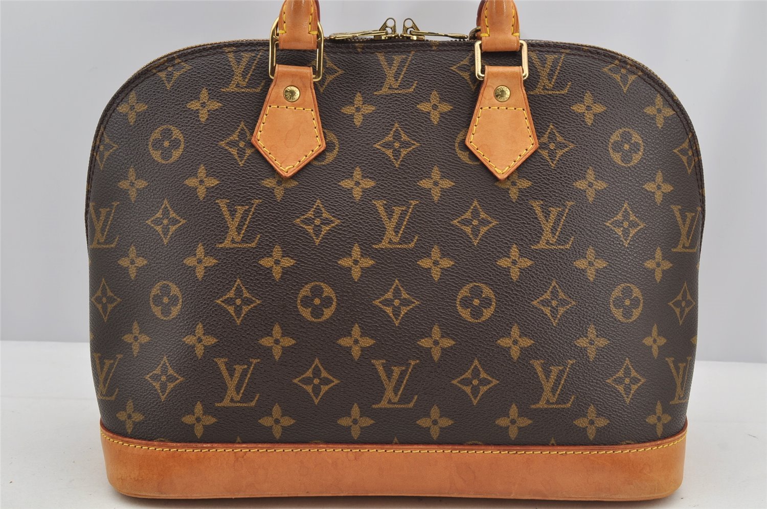 Authentic Louis Vuitton Monogram Alma Hand Bag Purse M51130 LV 6281I