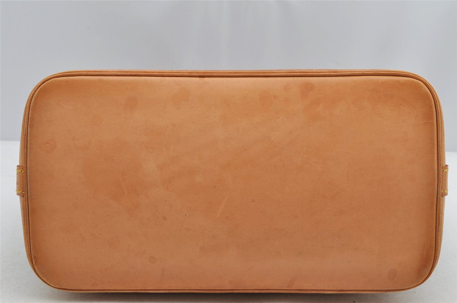 Authentic Louis Vuitton Monogram Alma Hand Bag Purse M51130 LV 6281I