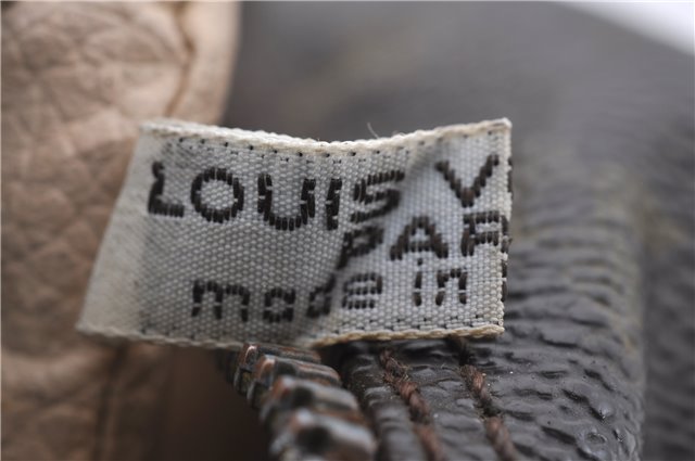 Auth Louis Vuitton Monogram Trousse Toilette 28 Clutch Hand Bag M47522 LV 6283D