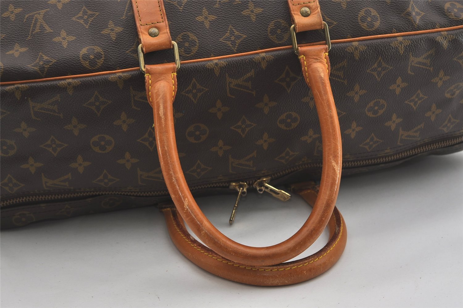 Authentic Louis Vuitton Monogram Sirius 55 Travel Boston Bag M41404 LV 6289I