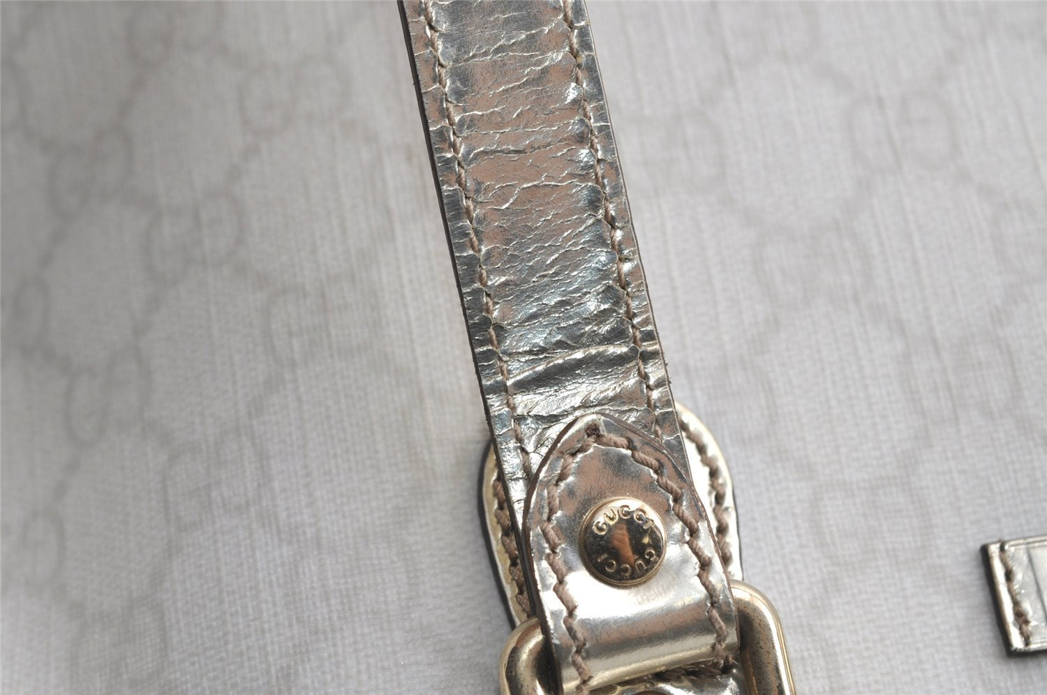 Authentic GUCCI Vintage Shoulder Tote Bag GG PVC Enamel 189896 White 6292I