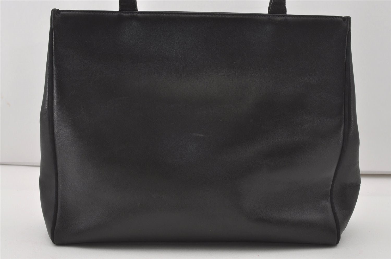 Authentic Salvatore Ferragamo Vara Leather Shoulder Tote Bag Black SF 6298I