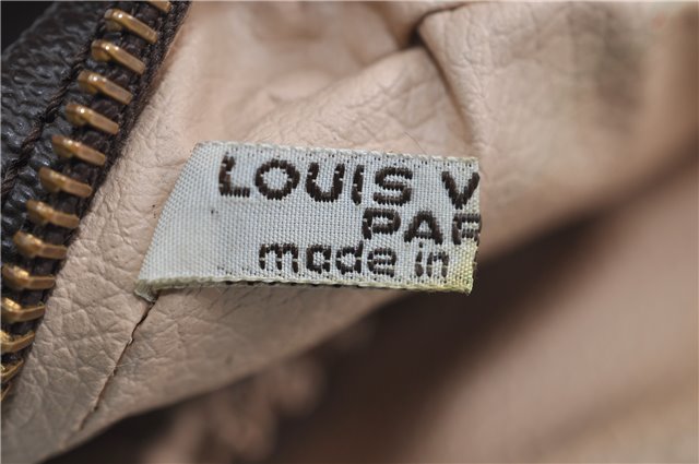 Auth Louis Vuitton Monogram Trousse Toilette 23 Clutch Hand Bag M47524 LV 6305D