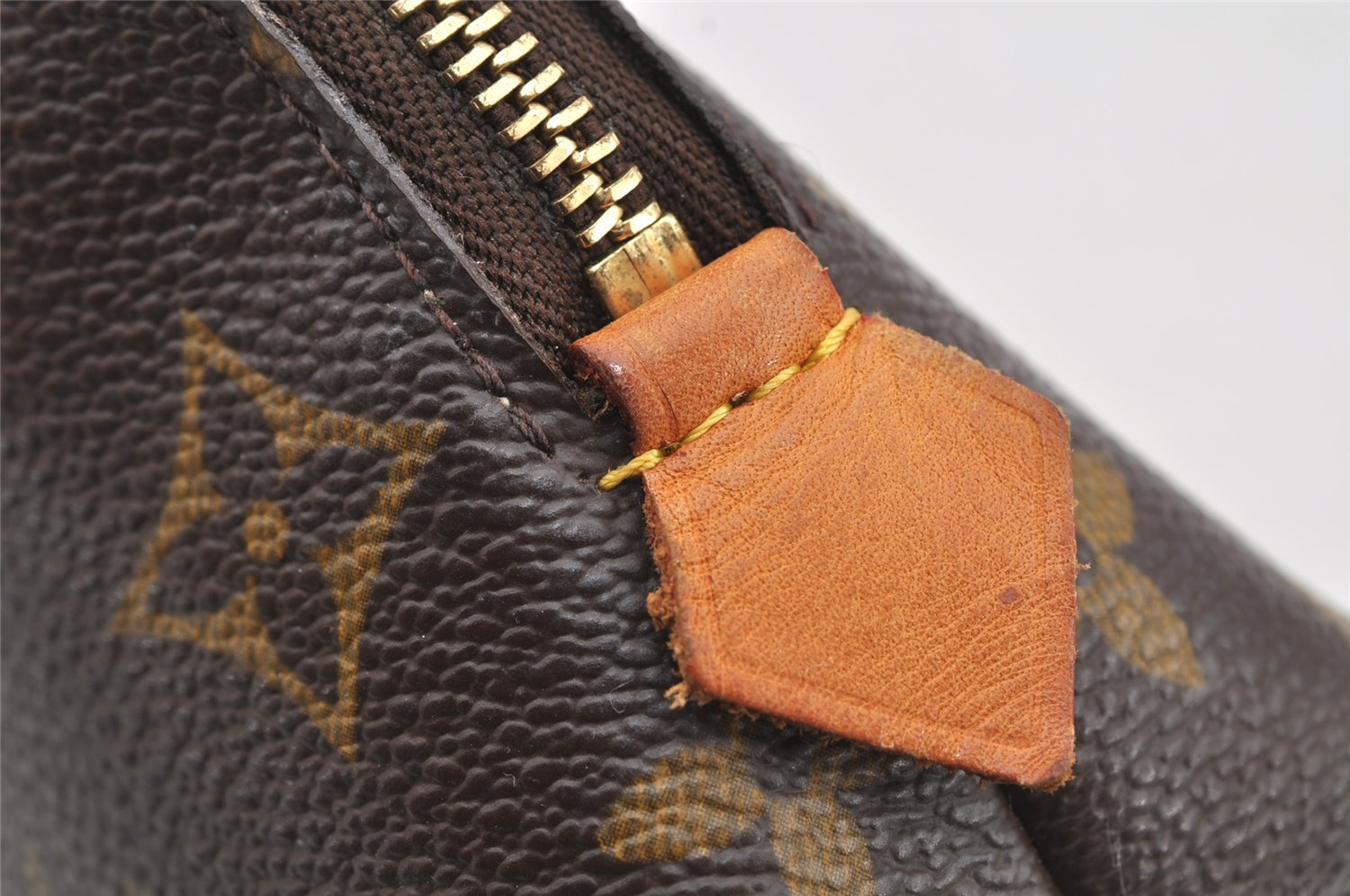 Authentic Louis Vuitton Monogram Pochette Cosmetic Pouch M47515 LV 6308I