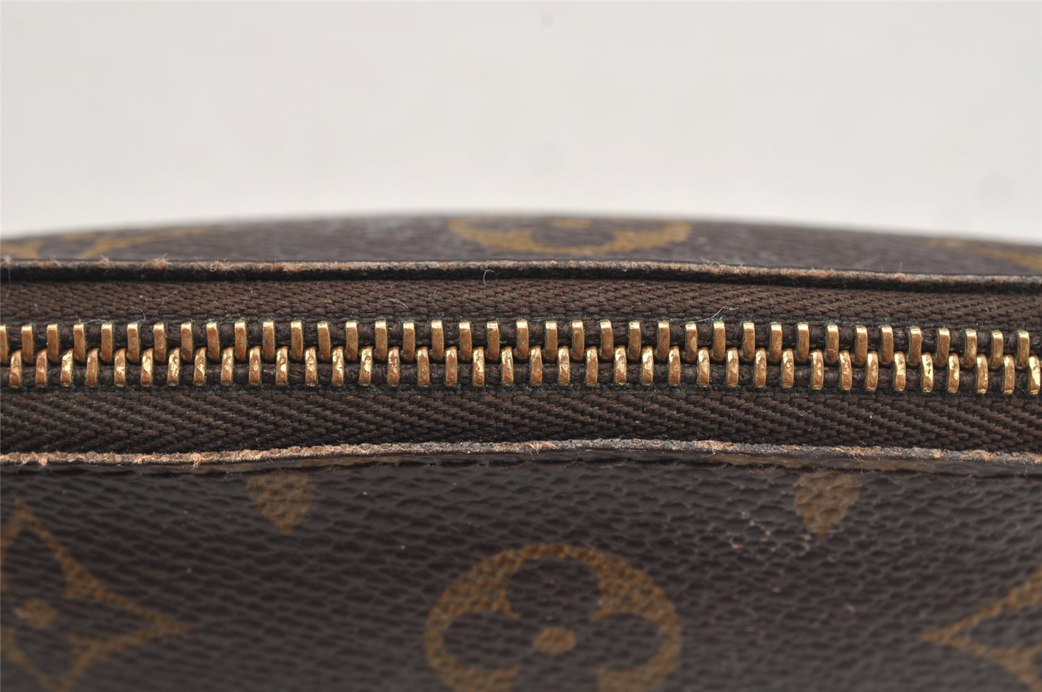 Authentic Louis Vuitton Monogram Pochette Cosmetic Pouch M47515 LV 6308I