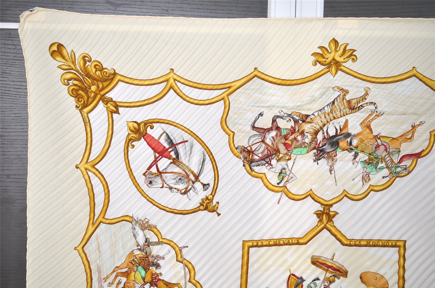 Authentic HERMES Pleats Scarf 