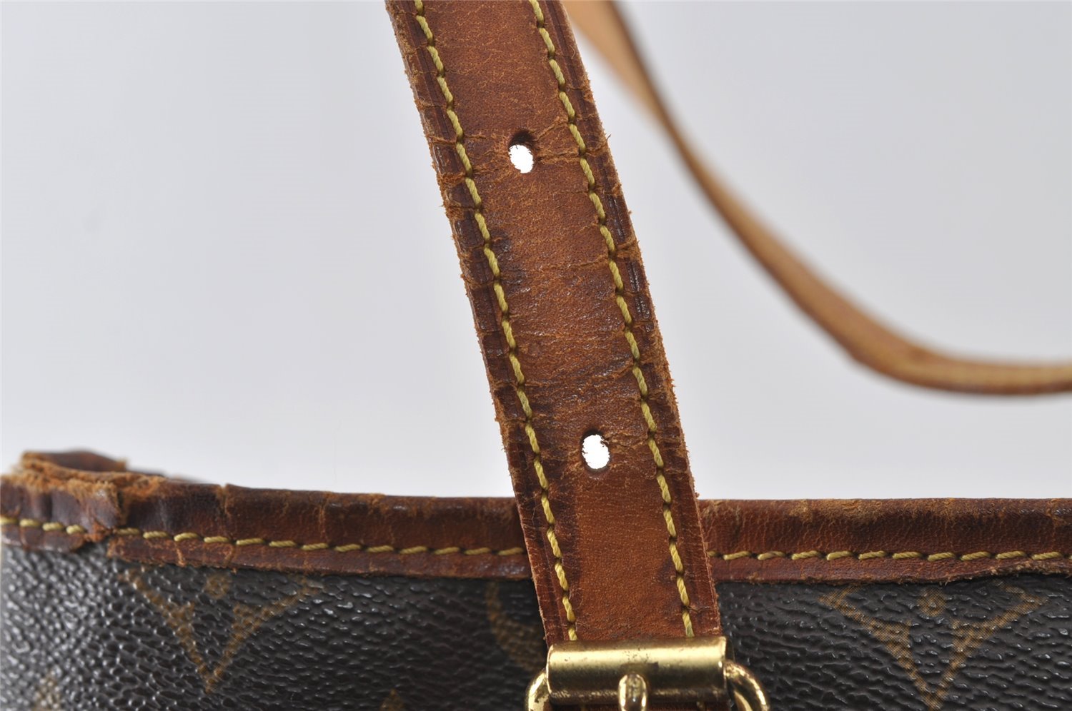 Authentic Louis Vuitton Monogram Bucket GM Shoulder Tote Bag M42236 Junk 6316I