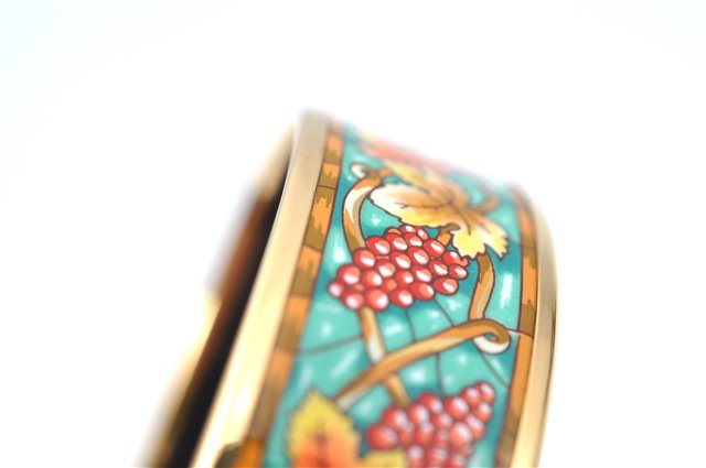 Authentic HERMES Email GM Bangle Grape Motif Gold Green  6321B