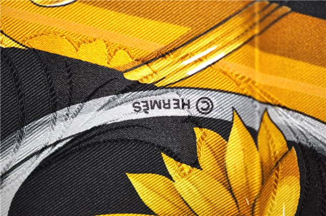 Authentic HERMES Carre 90 Scarf 