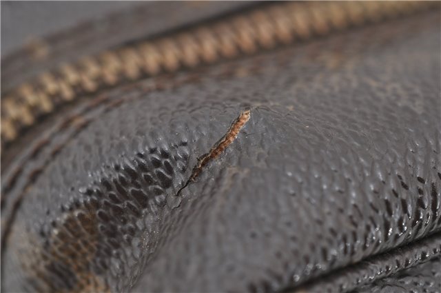 Auth LOUIS VUITTON Monogram Trousse Toilette 28 Clutch Hand Bag M47522 LV 6352C