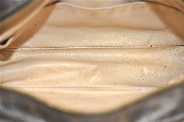 Auth LOUIS VUITTON Monogram Trousse Toilette 28 Clutch Hand Bag M47522 LV 6352C