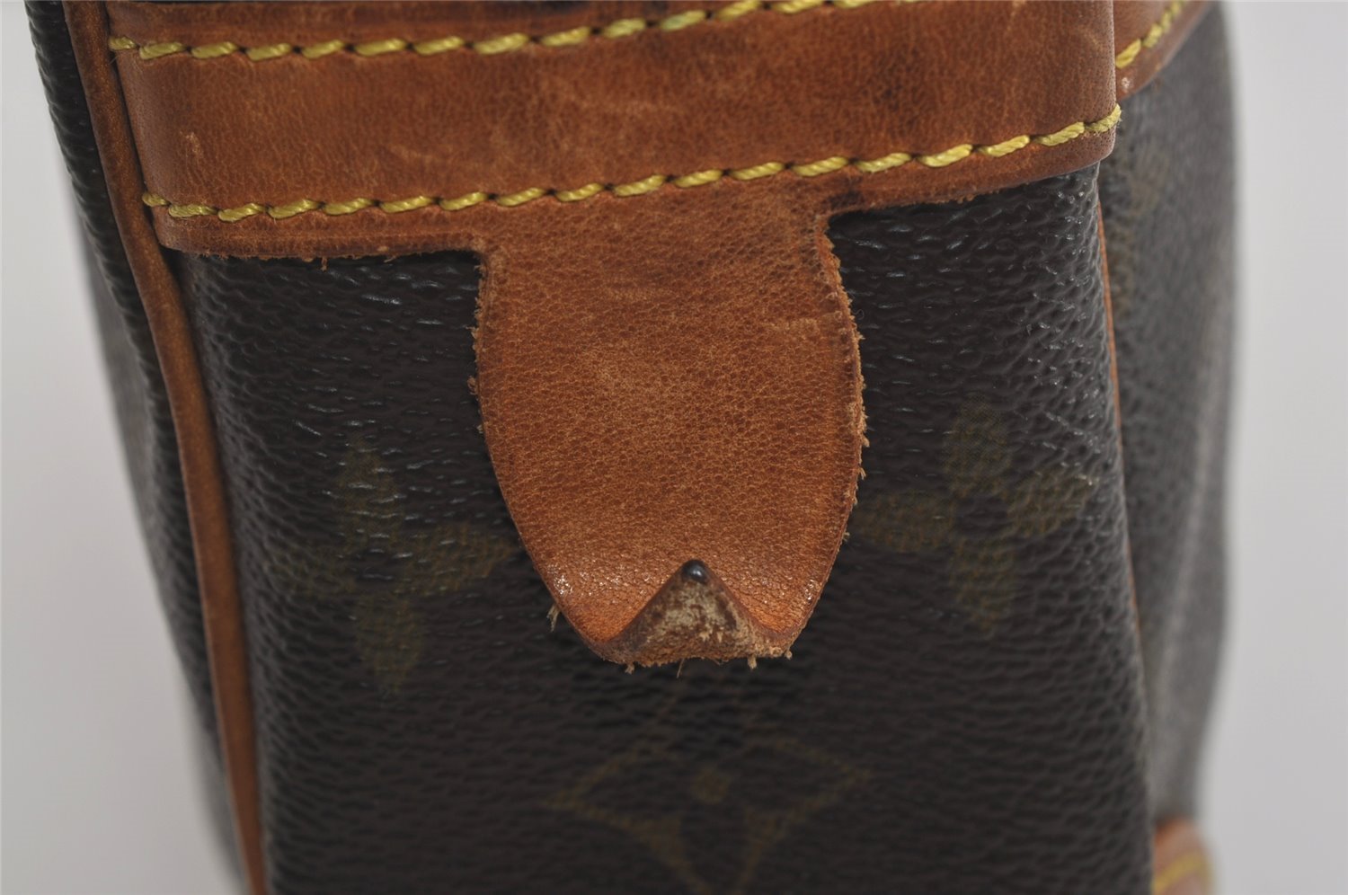 Authentic Louis Vuitton Monogram Compiegne 28 Clutch Hand Bag M51845 LV 6354I