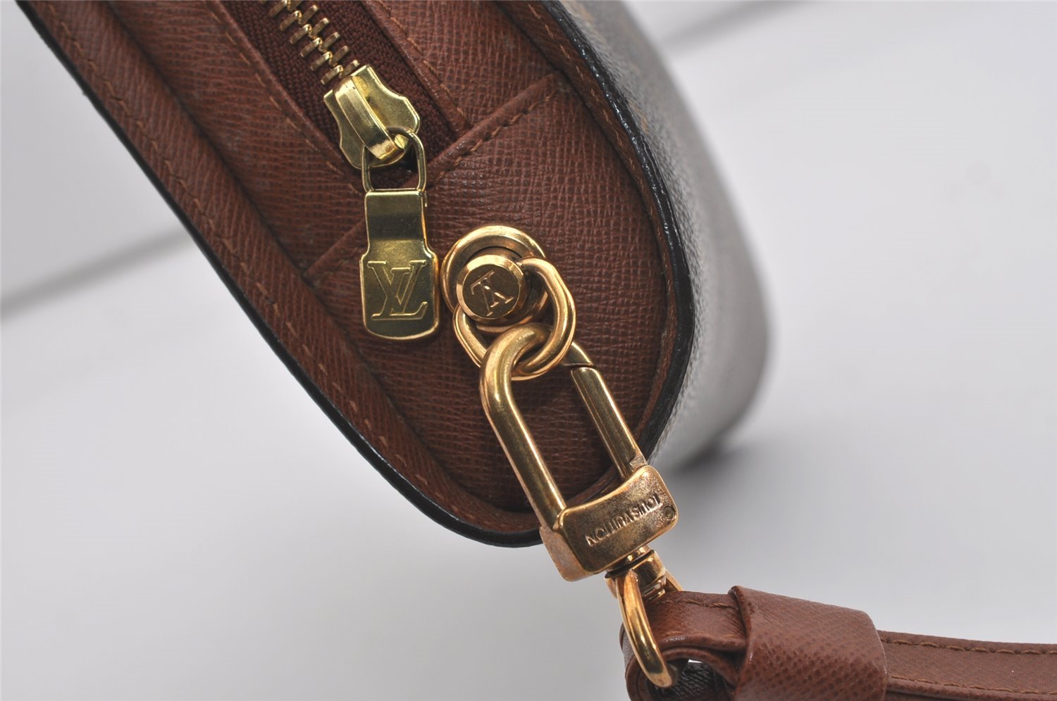 Authentic Louis Vuitton Monogram Orsay Clutch Hand Bag Purse M51790 LV 6359I