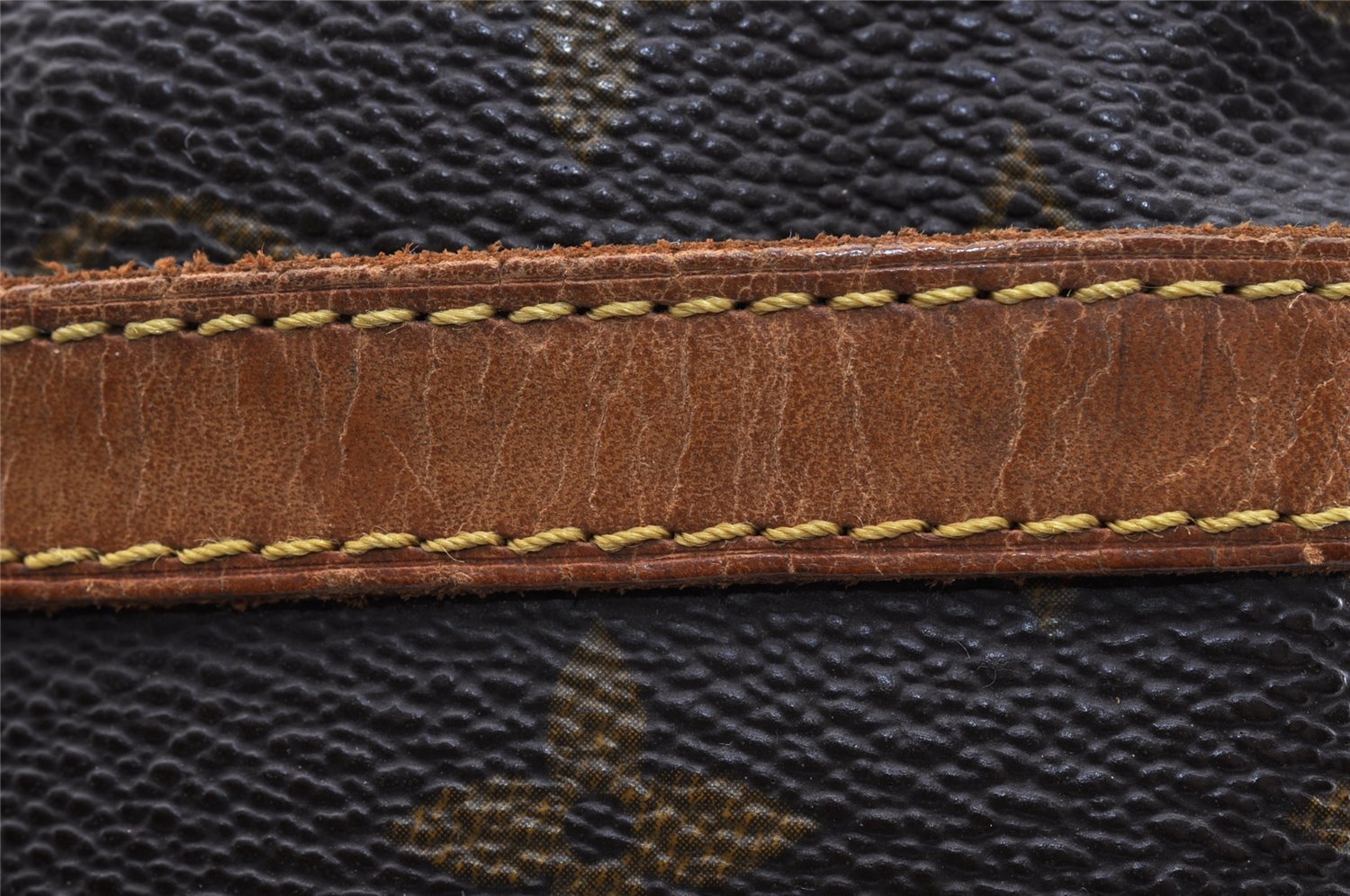 Authentic Louis Vuitton Monogram Danube MM Shoulder Cross Bag M45264 LV 6365I