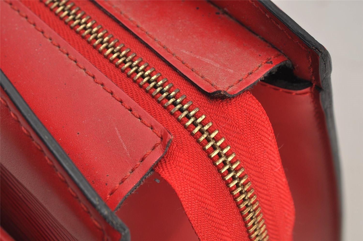 Authentic Louis Vuitton Epi Riviera Hand Bag Red M48187 LV 6380I