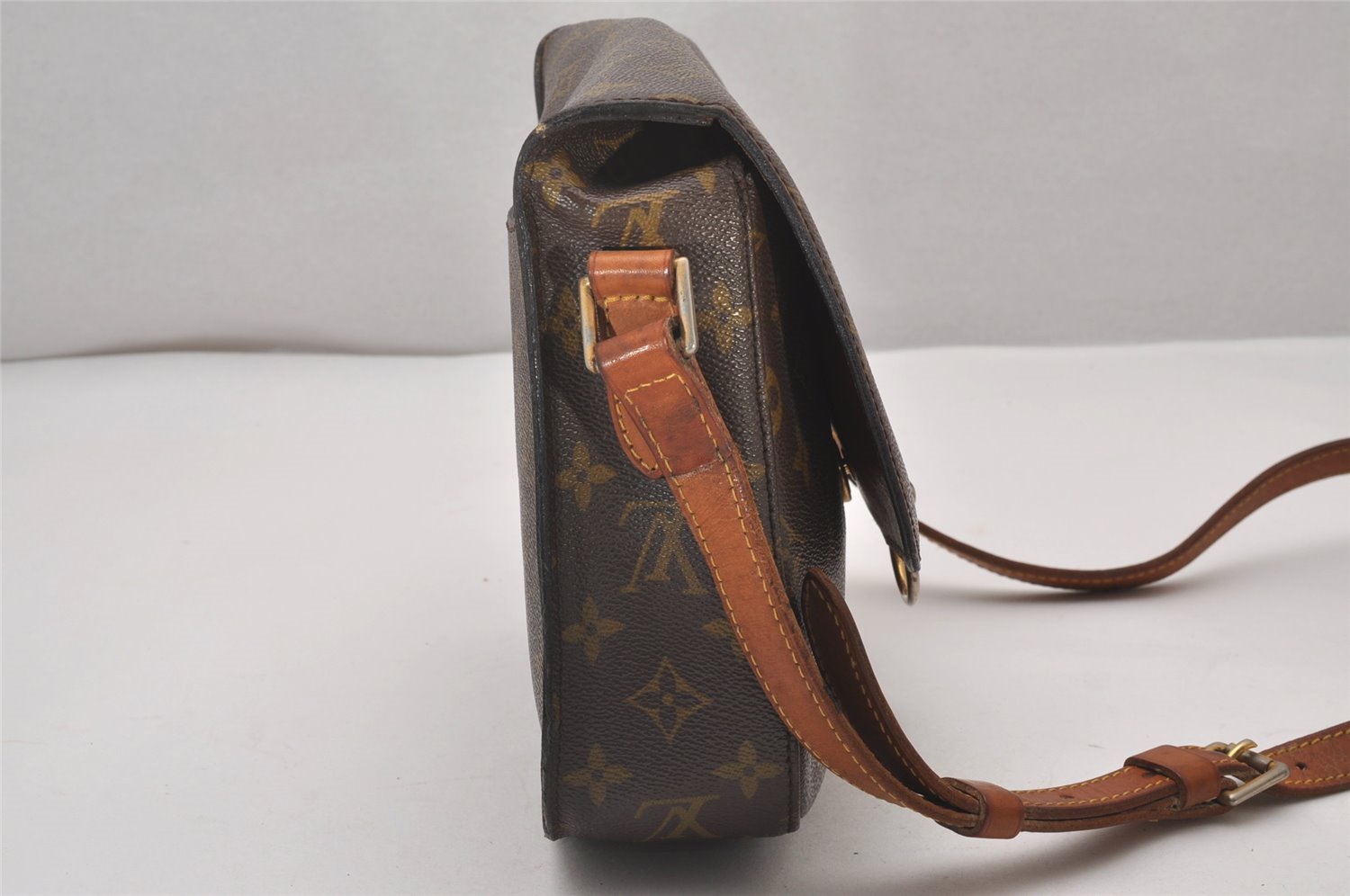 Auth Louis Vuitton Monogram Saint Cloud GM Shoulder Cross Bag Old Model LV 6382I