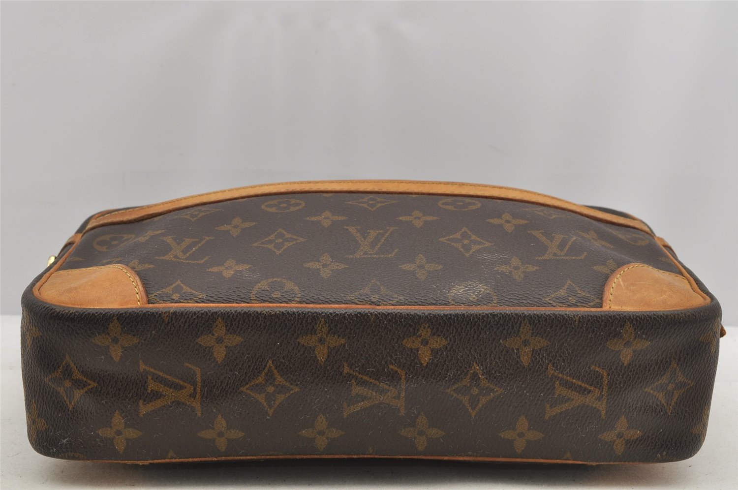 Authentic Louis Vuitton Monogram Compiegne 28 Clutch Hand Bag M51845 LV 6384I