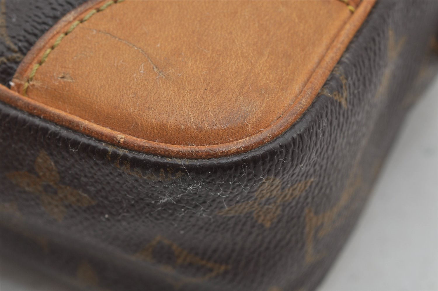 Authentic Louis Vuitton Monogram Compiegne 28 Clutch Hand Bag M51845 LV 6384I