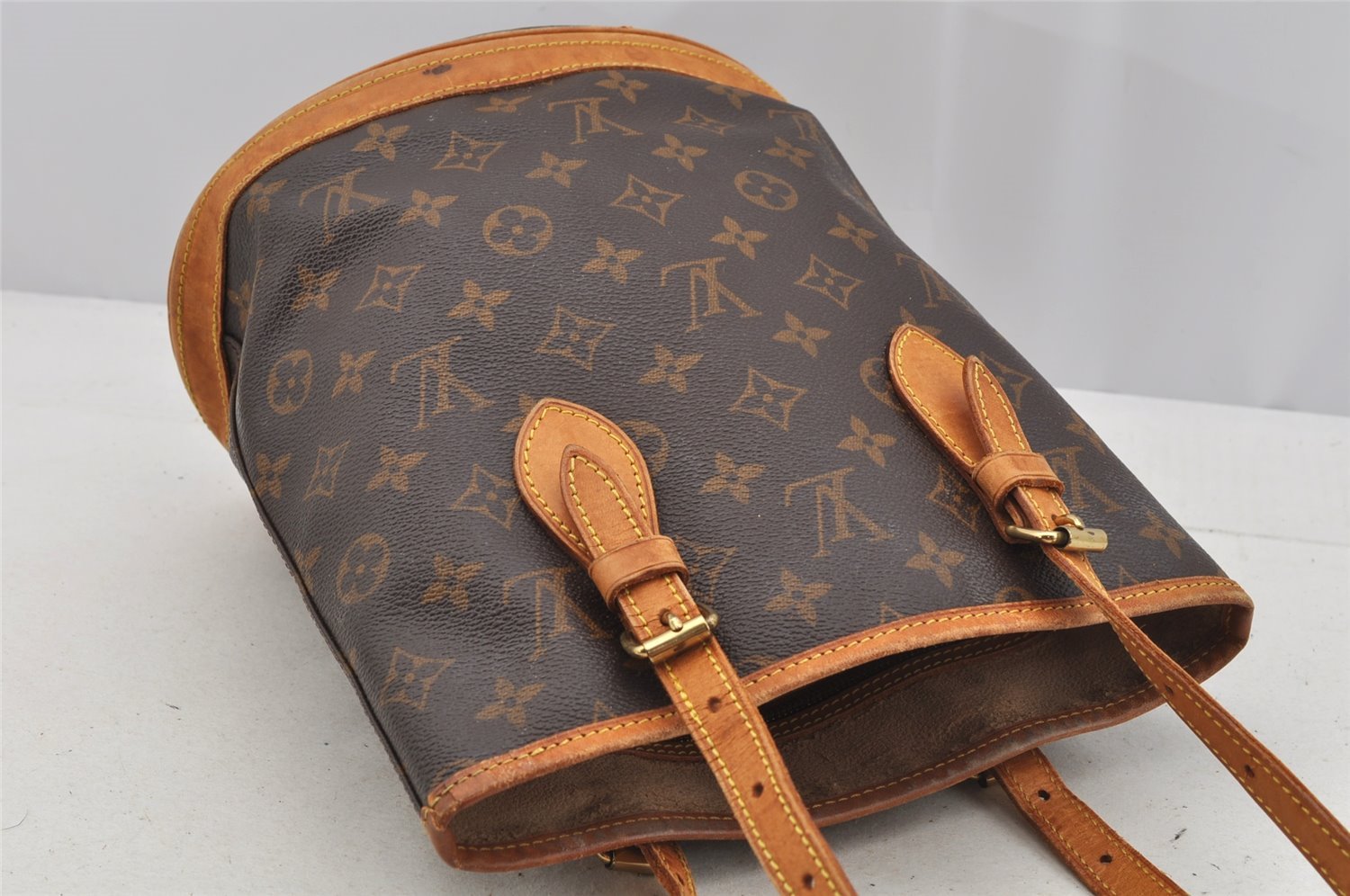 Authentic Louis Vuitton Monogram Bucket PM Shoulder Tote Bag M42238 Junk 6387I