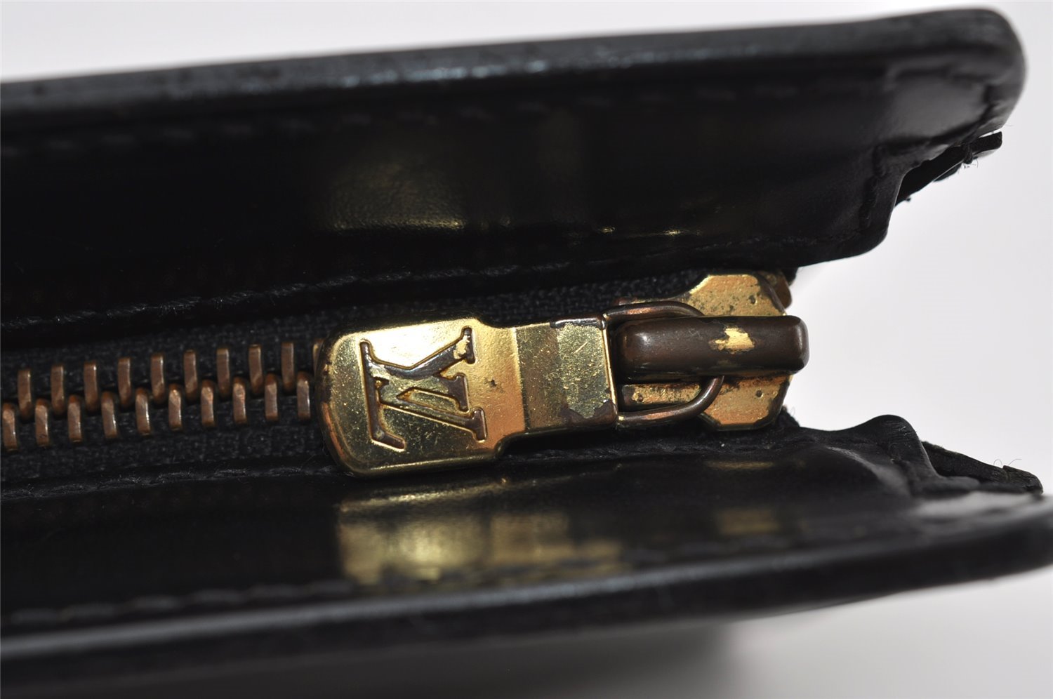 Authentic Louis Vuitton Epi Pochette Homme Clutch Hand Bag Black M52522 LV 6391I