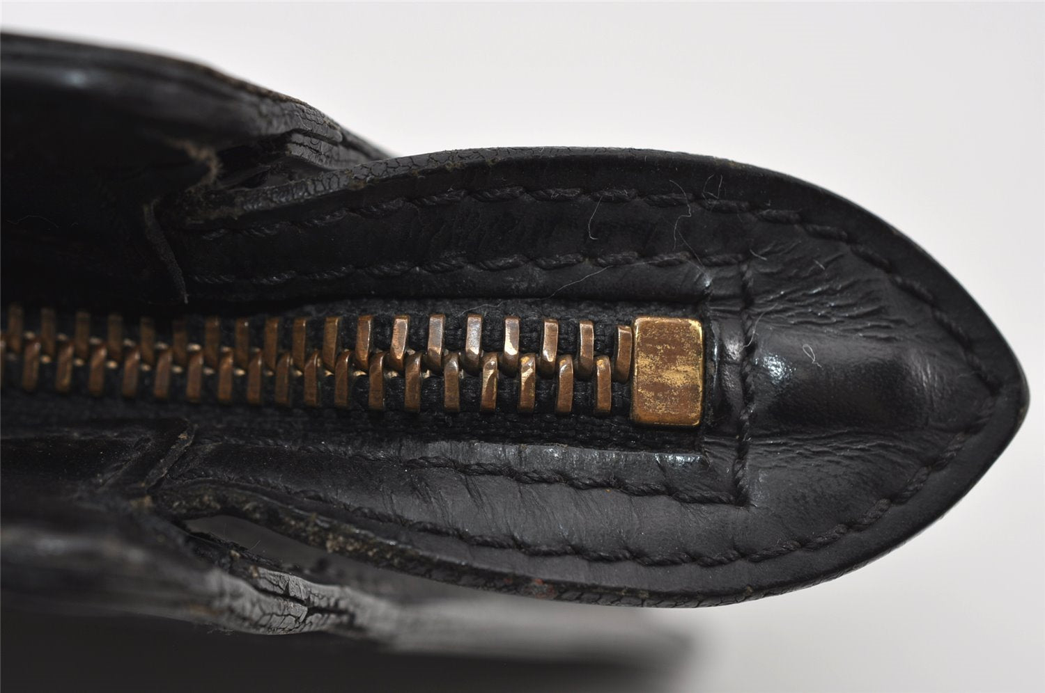 Authentic Louis Vuitton Epi Pochette Homme Clutch Hand Bag Black M52522 LV 6391I