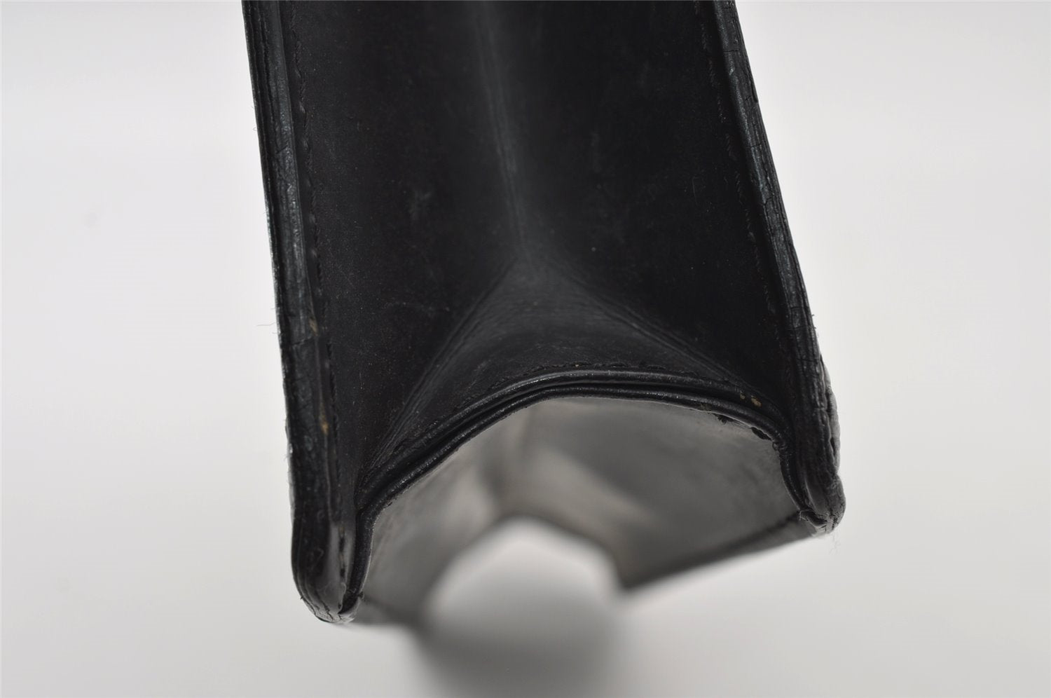 Authentic Louis Vuitton Epi Pochette Homme Clutch Hand Bag Black M52522 LV 6391I