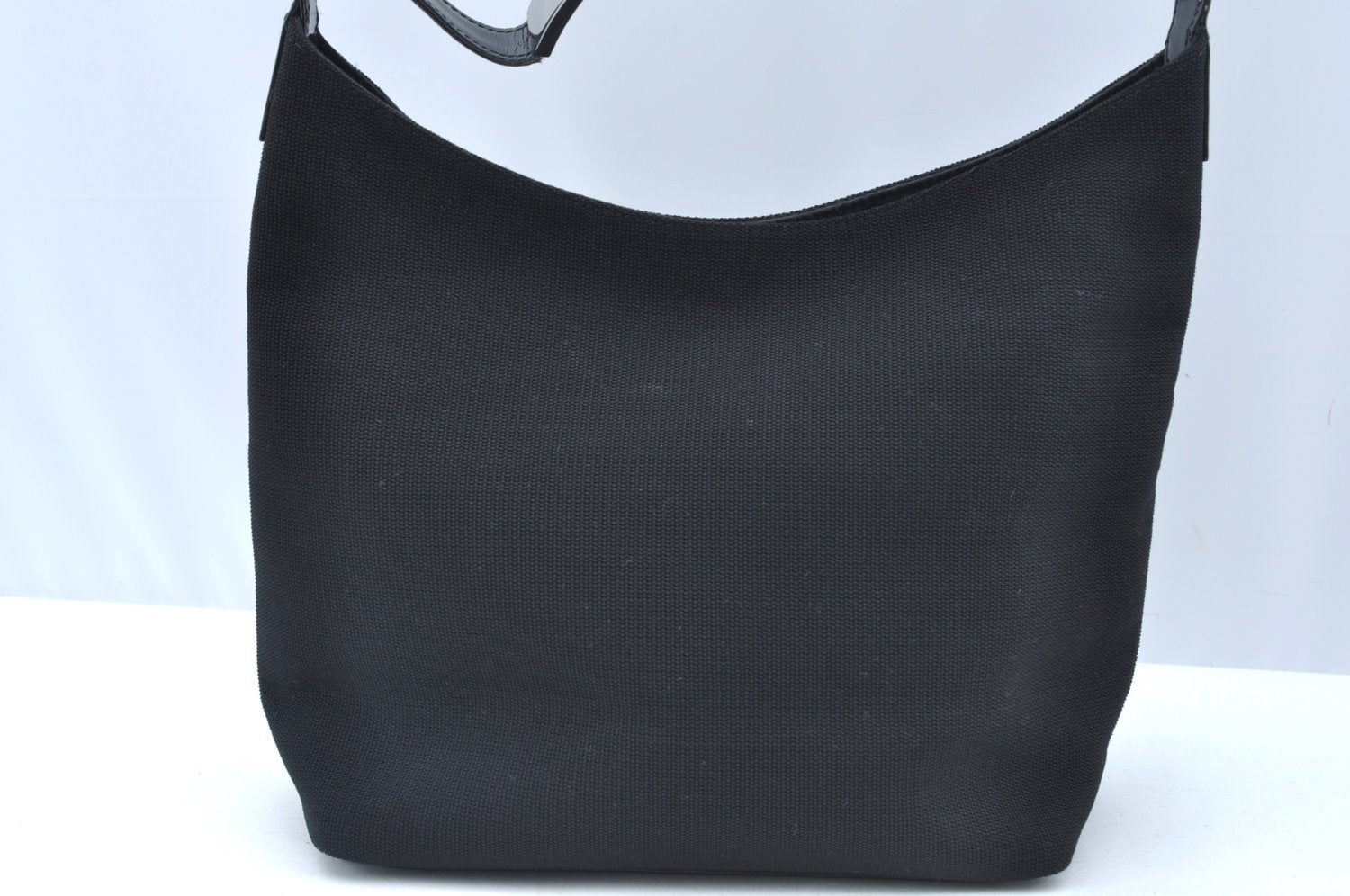 Authentic GUCCI Vintage Shoulder Hand Bag Purse Nylon Enamel Black Junk 6401I