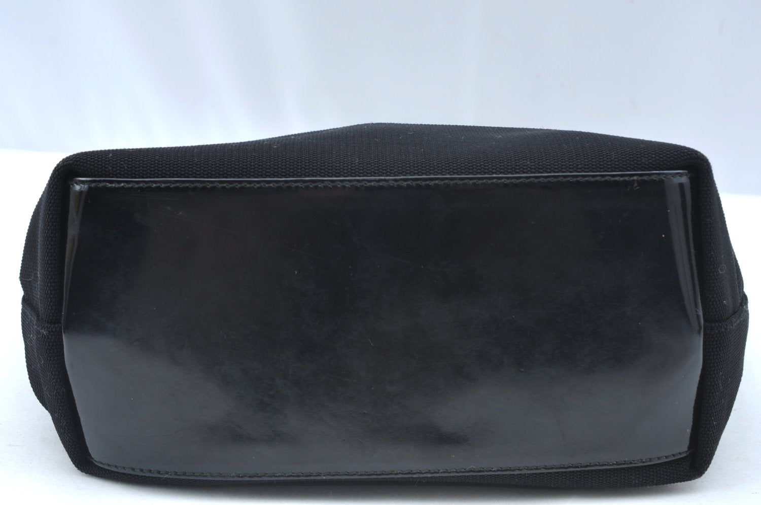 Authentic GUCCI Vintage Shoulder Hand Bag Purse Nylon Enamel Black Junk 6401I