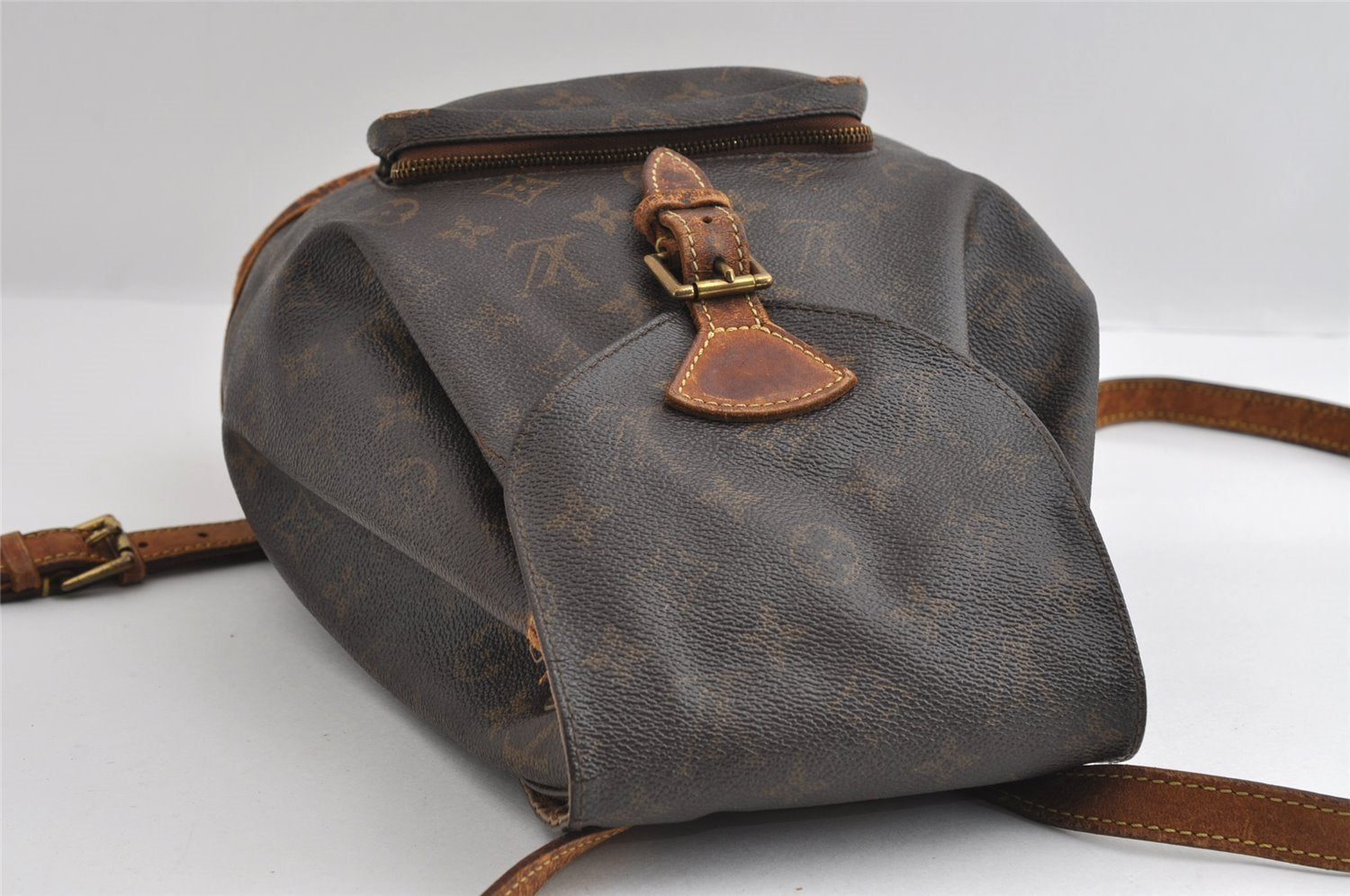 Authentic Louis Vuitton Monogram Montsouris MM Backpack M51136 LV 6413I