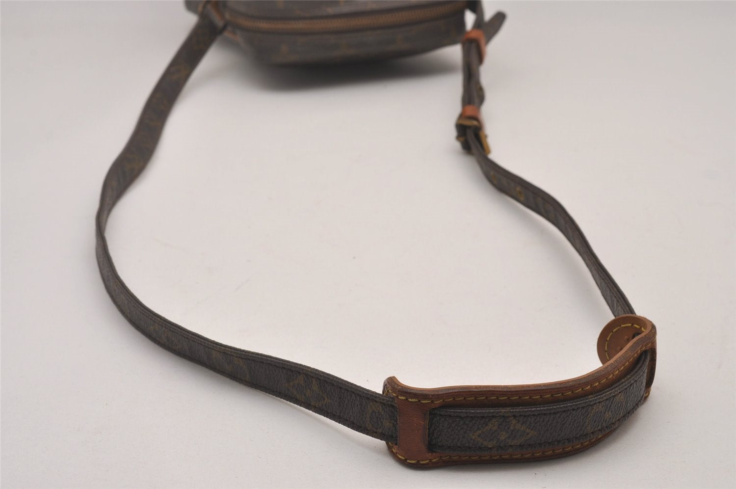 Authentic Louis Vuitton Monogram Amazone Shoulder Cross Bag M45236 LV Junk 6422I