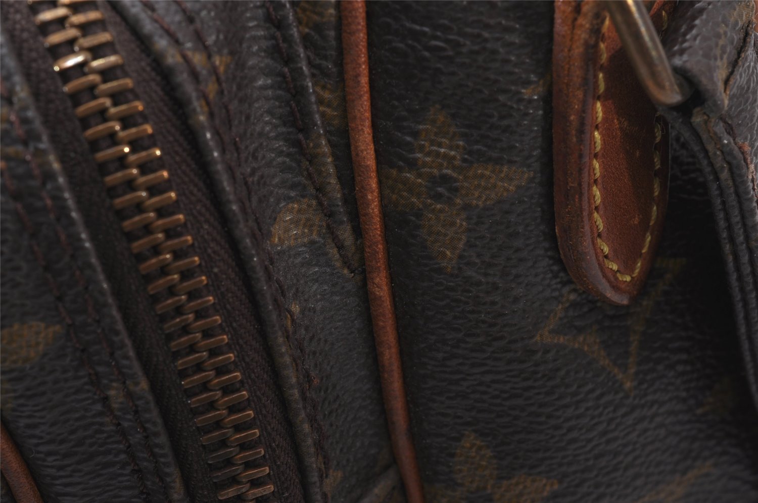 Authentic Louis Vuitton Monogram Amazone Shoulder Cross Bag M45236 LV Junk 6422I