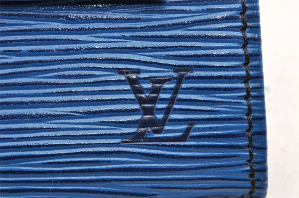 Authentic Louis Vuitton Epi Iena 32 Clutch Hand Bag Purse Blue M52715 LV 6461I