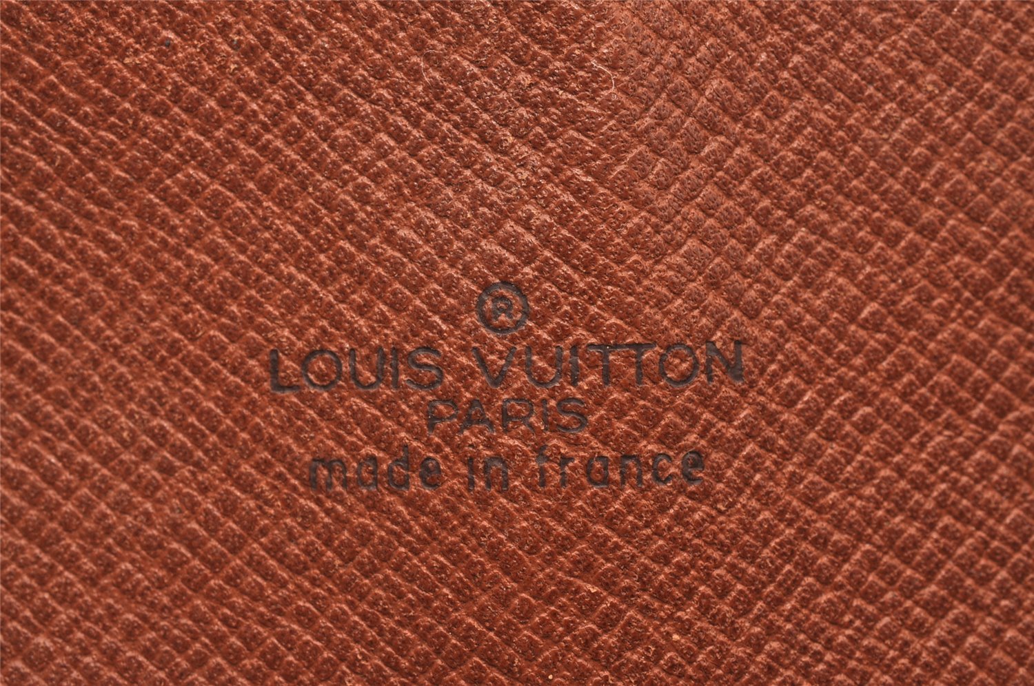 Authentic Louis Vuitton Monogram Saint Cloud MM M51243 Shoulder Cross Bag 6473H