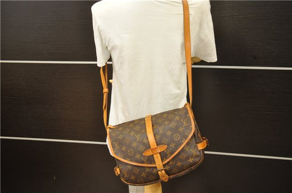 Auth Louis Vuitton Monogram Saumur 30 Shoulder Cross Body Bag M42256 LV 6504D