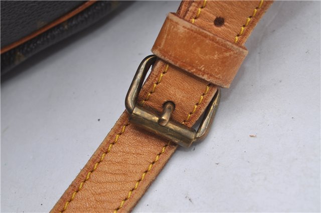 Auth Louis Vuitton Monogram Saumur 30 Shoulder Cross Body Bag M42256 LV 6505D