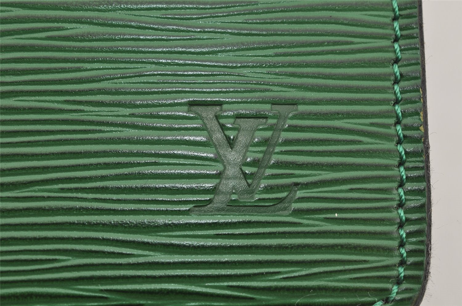 Authentic Louis Vuitton Epi Riviera Hand Bag Green M48184 LV Junk 6505I