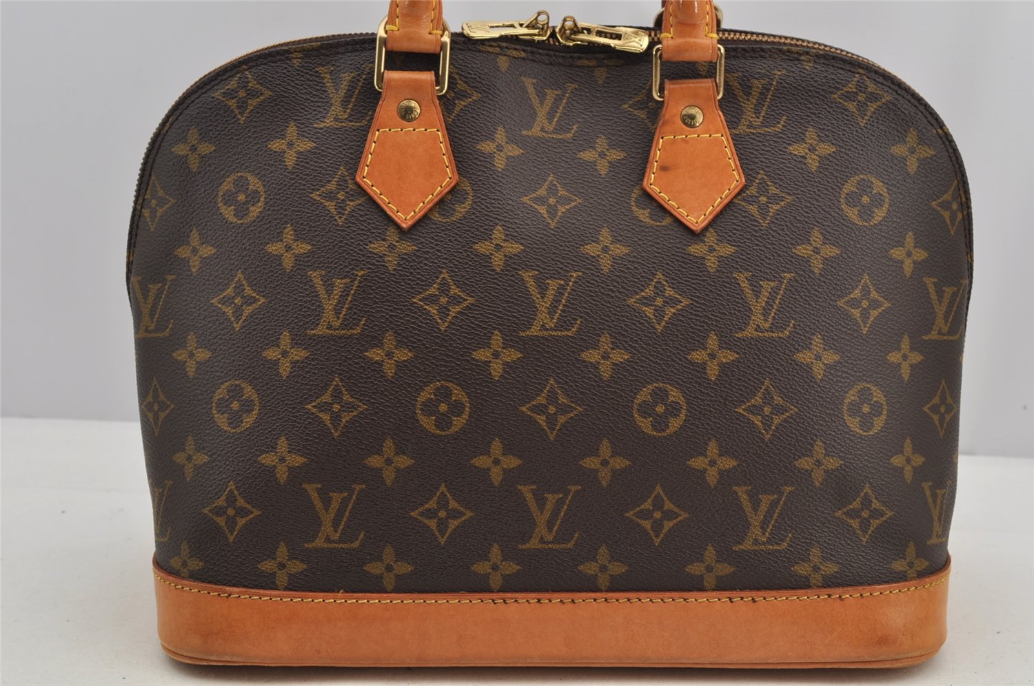 Authentic Louis Vuitton Monogram Alma Hand Bag Purse M51130 LV 6509I