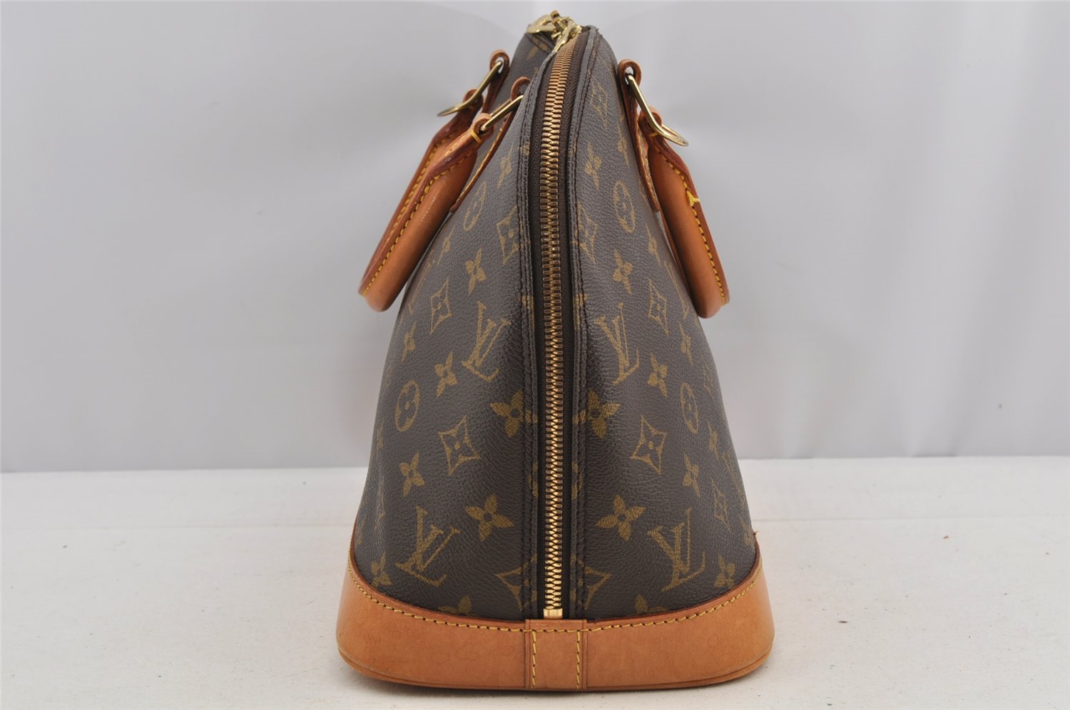 Authentic Louis Vuitton Monogram Alma Hand Bag Purse M51130 LV 6509I