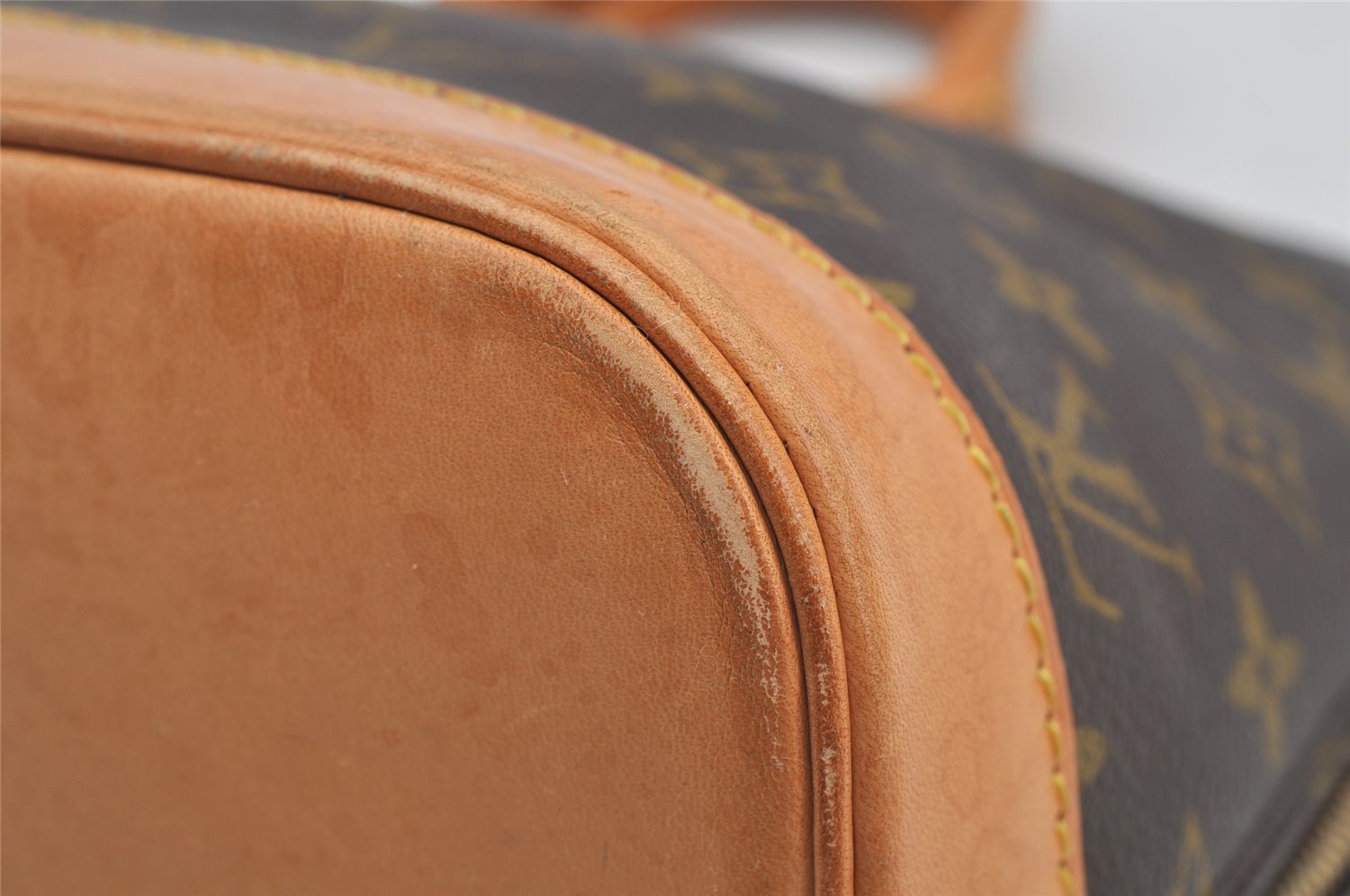 Authentic Louis Vuitton Monogram Alma Hand Bag Purse M51130 LV 6509I